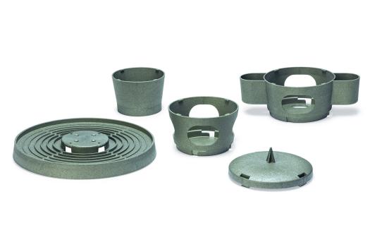 Futterspender Hühner - befüllbarer Snackturm für die selbständige Beschäftigung, aus 100% recyceltem Kunststoff